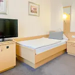 Dreyer Garni Hotel