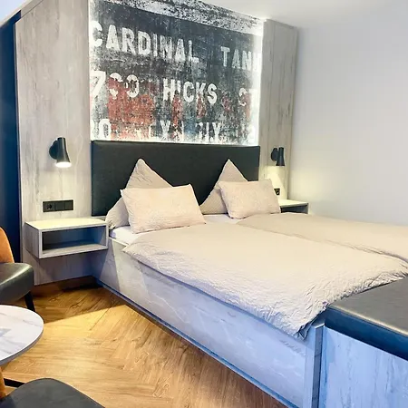 Dreyer Garni Hotel 3*