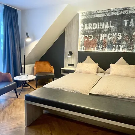Dreyer Garni Hotel
