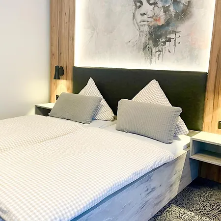 Dreyer Garni Hotel 3*